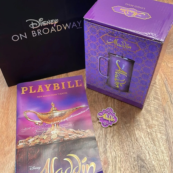 NWT Disney Aladdin Broadway Package Set - Picture 1 of 10